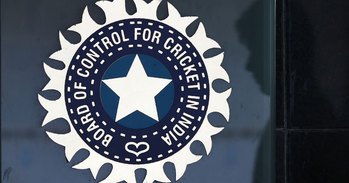 bcci facing problem due to players spouse