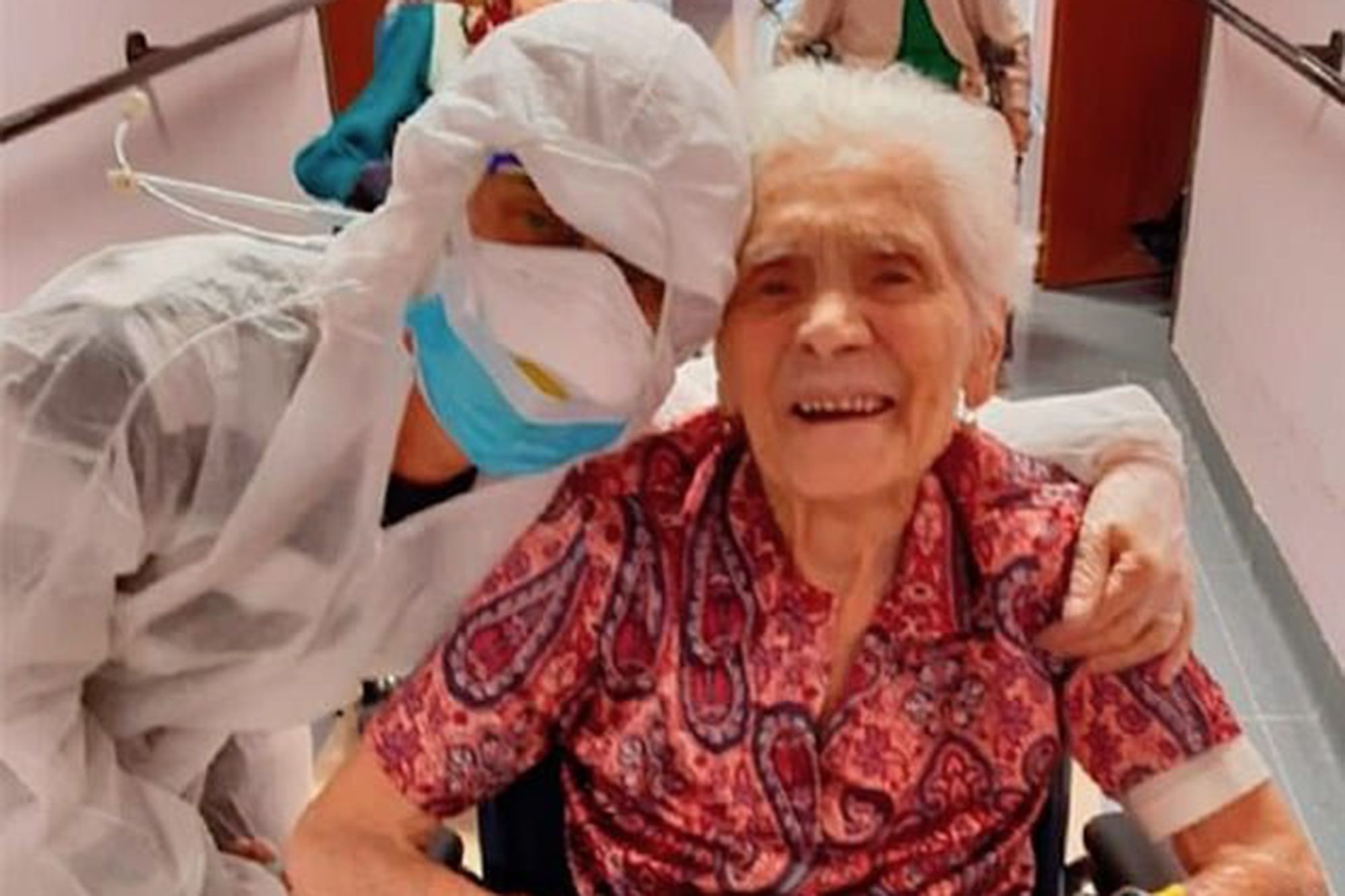 104-year-old USA woman defeats coronavirus with the support of her family