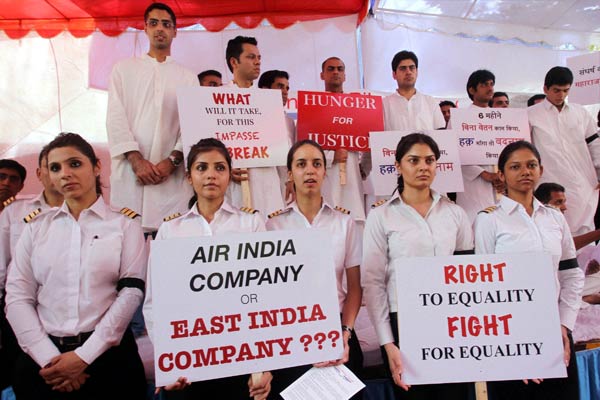 air india suspends 200 pilots