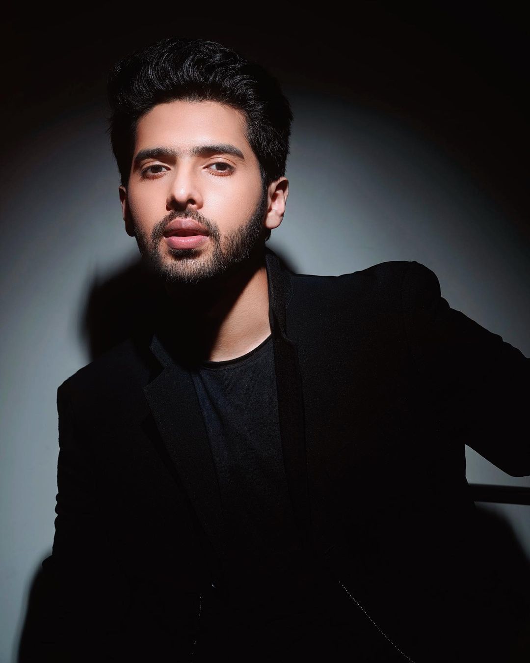 Armaan Malik Nude Porn Pics Showing His Cock - On the special occasion of Armaan Malik's 26th birthday, Let's take a peek  at some unknown facts about him. - News Leak Centre
