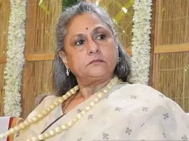 Jaya Bachchan loses her cool