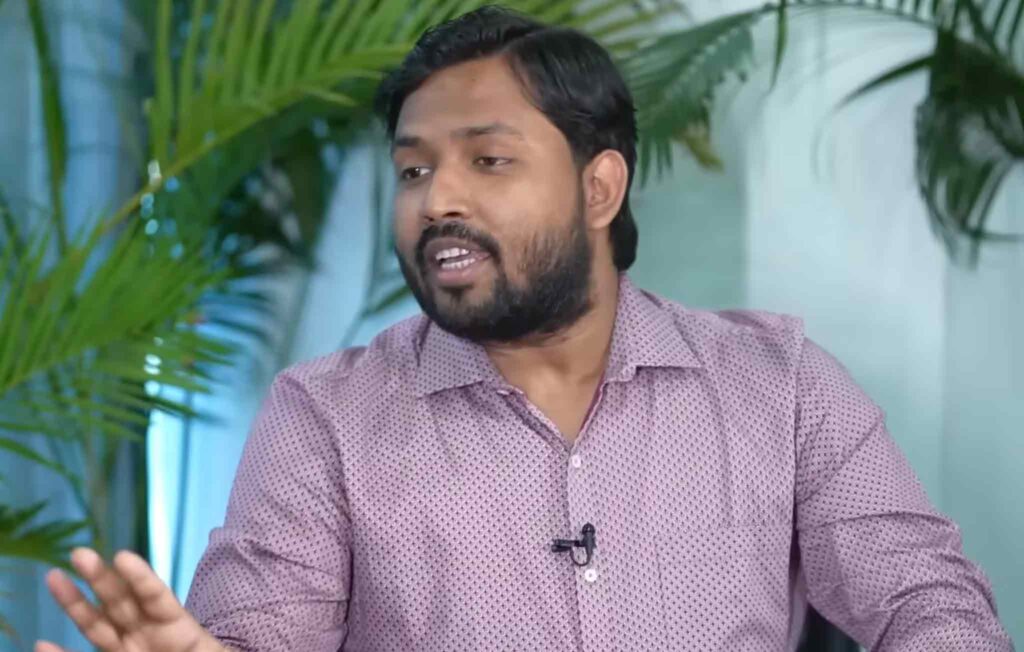 Current image: Massive relief for Khan Sir! The Patna Civil Court has granted interim protection and stayed the arrest of the popular YouTuber and educator in the coaching center firing case.