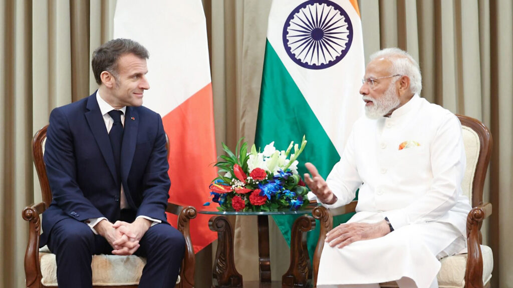 The current image has no alternative text. The file name is: india-france-2.jpg